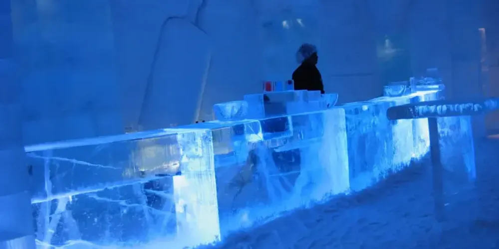 O bar funcionará no sistema open bar, com valores diferenciados para adultos e crianças