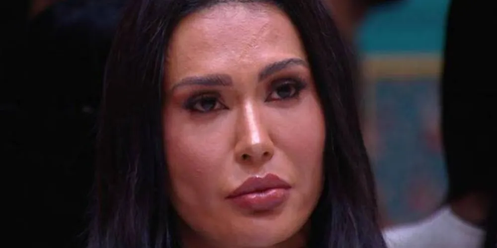 Gracyanne deixou o programa na noite desta terça-feira (18)