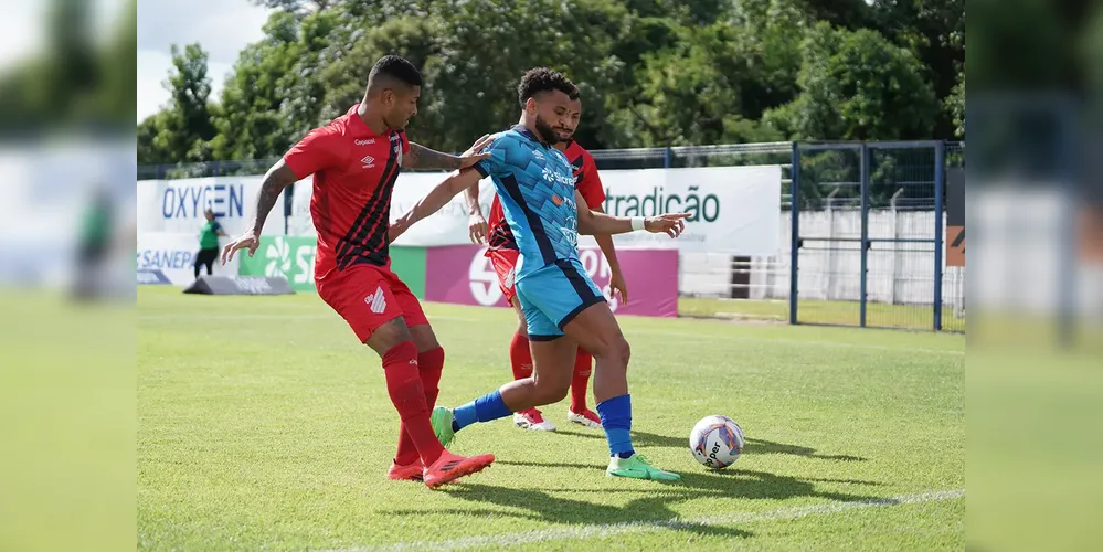 No último jogo entre as equipes, o Azuriz saiu vencedor por 1 a 0 no estádio Os Pioneiros