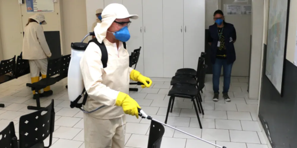 O objetivo é exterminar o mosquito Aedes aegypti, responsável pela transmissão da dengue, zika e chikungunya