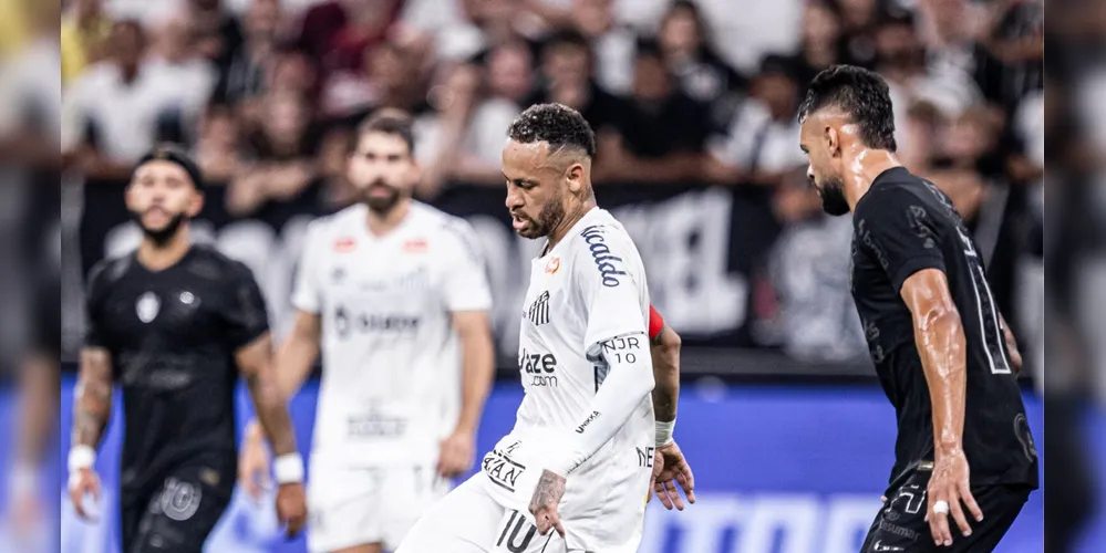 O clássico entre Corinthians e Santos chega em momentos distintos para as equipes