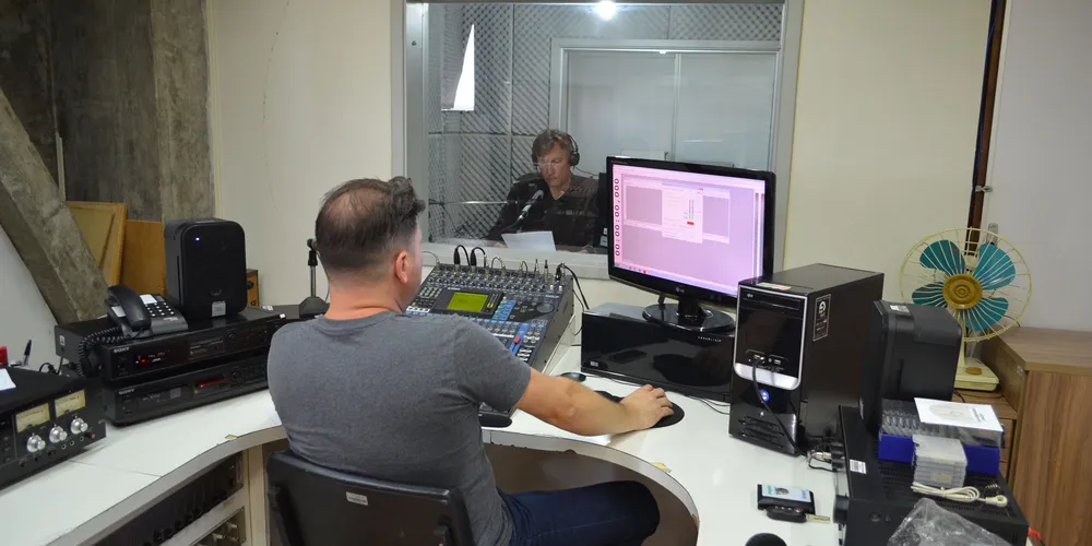 O Ministério das Comunicações recebeu 546 propostas de operação em 237 cidades