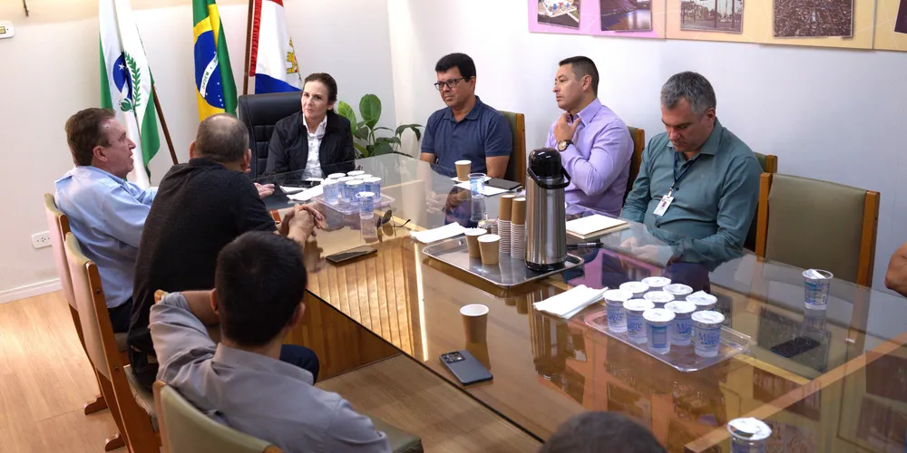 O encontro aconteceu nessa quinta-feira (10)