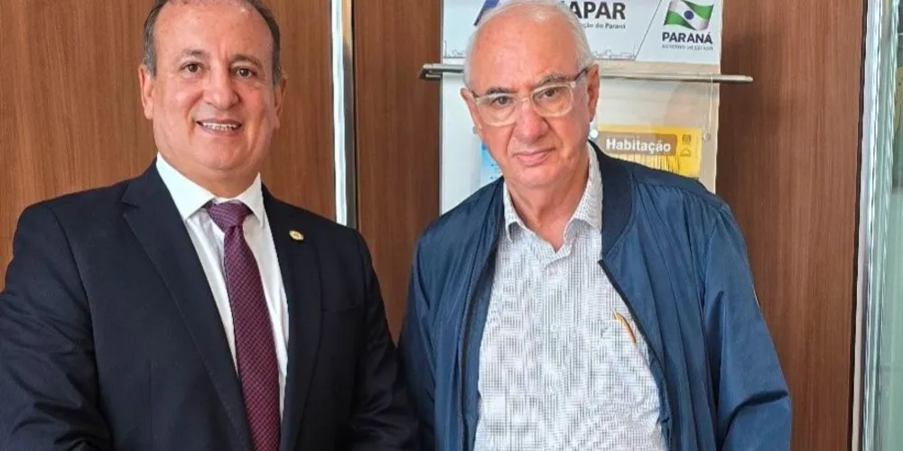 Moacyr Fadel e Reinaldo Cardoso estiveram na Cohapar nesta segunda-feira (10)