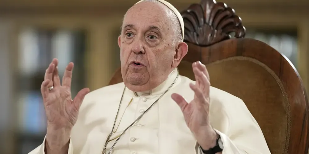 A coletiva, nesta sexta-feira (21/2), marcou uma semana em que Francisco está internado com diagnosticado de pneumonia bilateral.