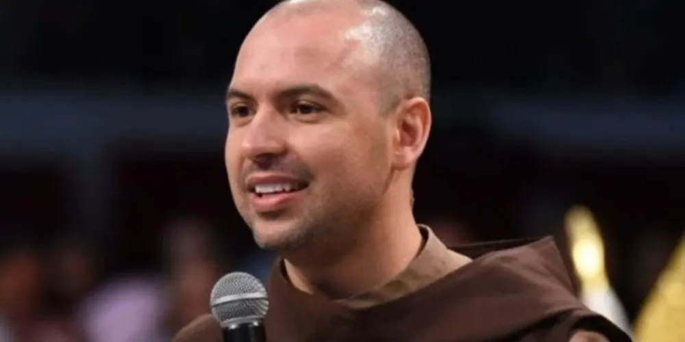 Frei Gilson ganhou muito destaque nas redes sociais