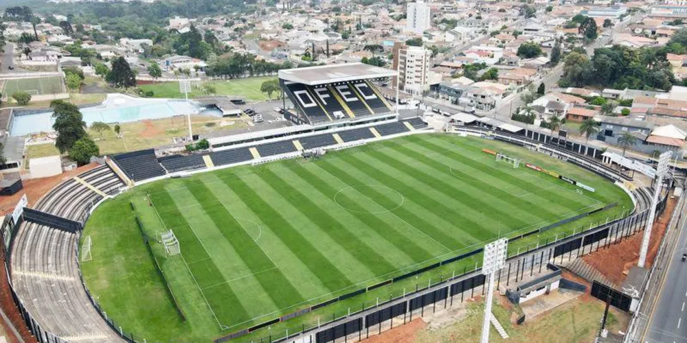 Estádio Germano Krüger, palco do jogo entre Operário e Londrina