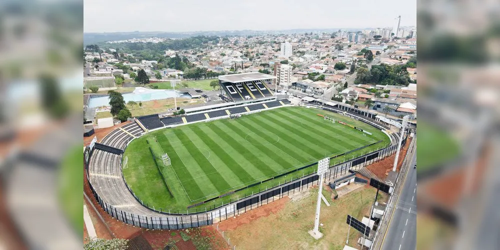 Estádio Germano Krüger, em Ponta Grossa