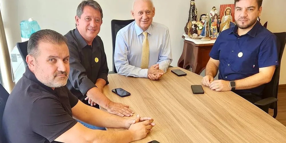 Gerson Nunes, Ademar Traiano e Motta estiveram juntos nessa terça-feira (11)