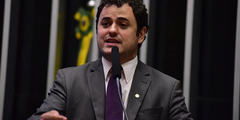 Glauber Braga tem realizado uma greve de fome após a cassação do seu mandato