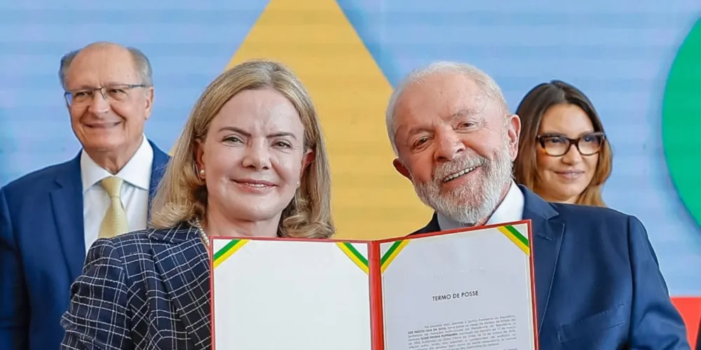 Gleisi respondeu as criticas da fala de Lula