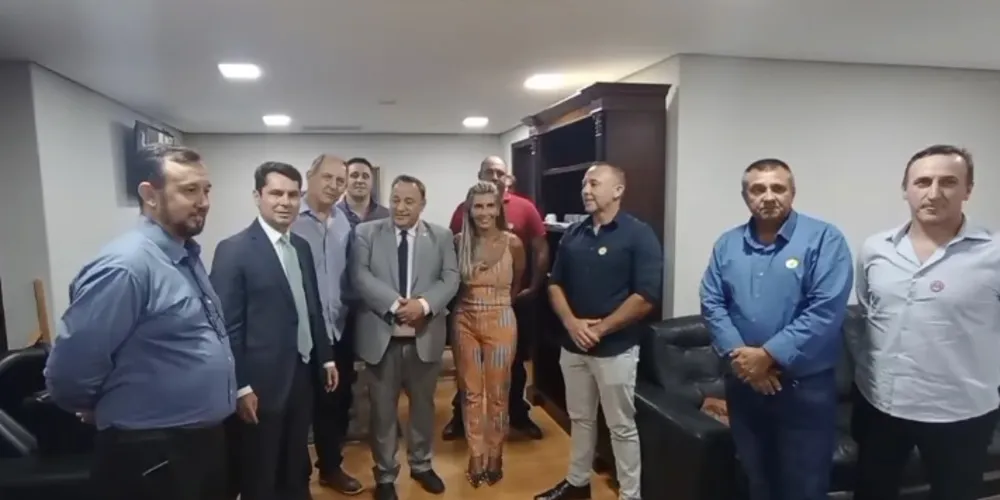 A reunião foi realizada nessa quarta-feira (12), em Curitiba