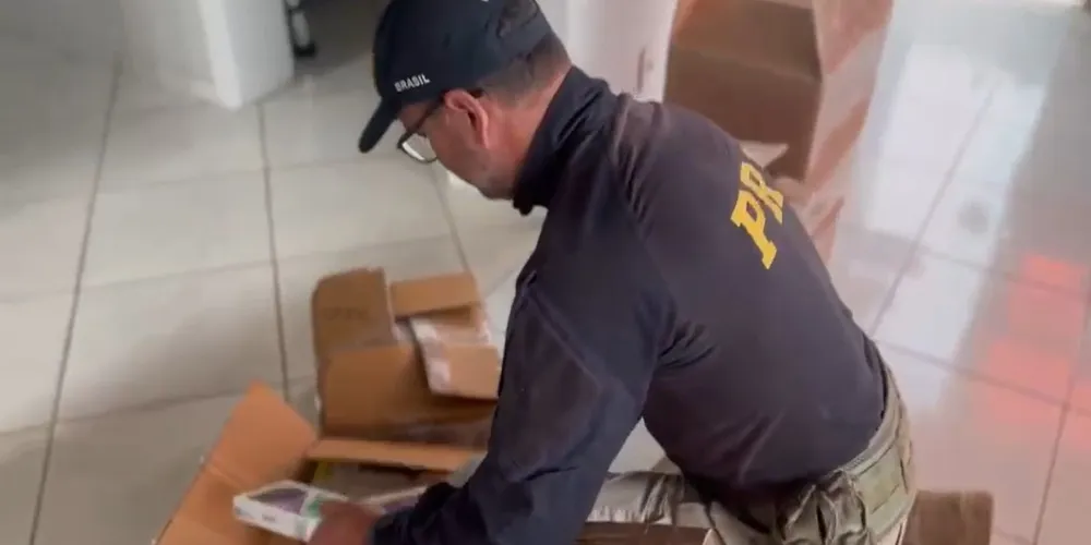 Mais de 800 unidades de eletrônicos foram apreendidas