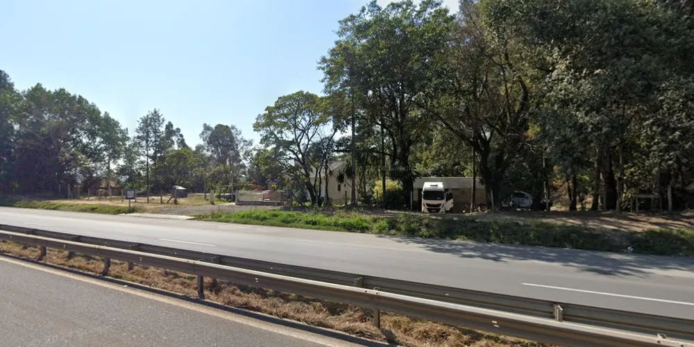 Acidente aconteceu na BR-376, no KM 384,7, no sentido Imbaú-Ortigueira