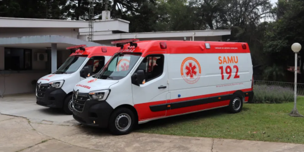 As ambulâncias substituem dois veículos da frota atual, que passarão a servir ao transporte sanitário de pacientes eletivos