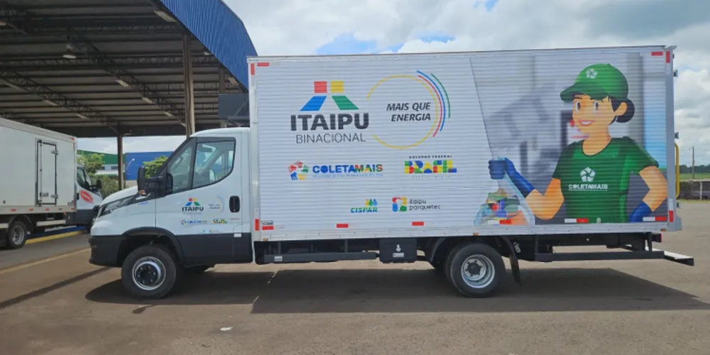 Ainda, será entregue um veículo para auxiliar as entidades parceiras da Prefeitura Municipal nos serviços de coleta, triagem e comercialização de recicláveis