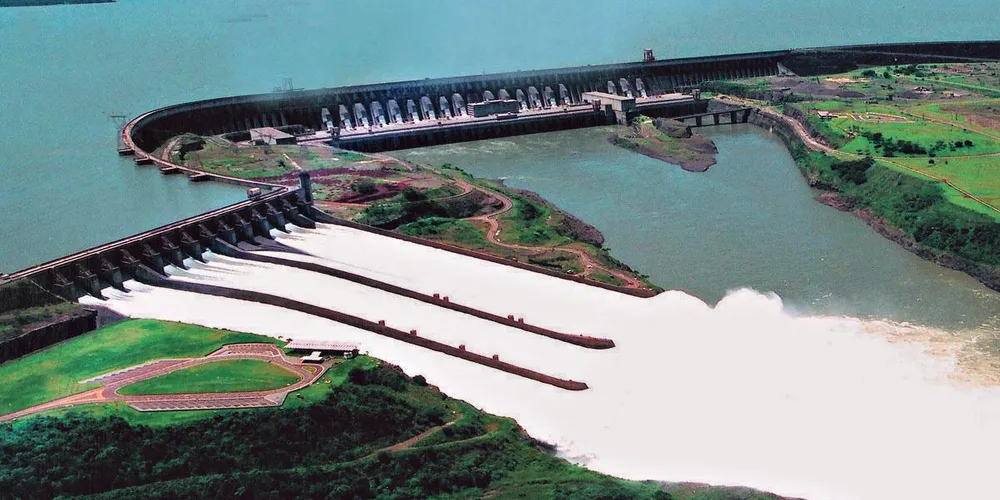 A Itaipu Binacional e o Itaipu Parquetec realizaram a cerimônia de encerramento do convênio "Educação para a Saúde e Sustentabilidade - Combate ao Mosquito Aedes aegypti".