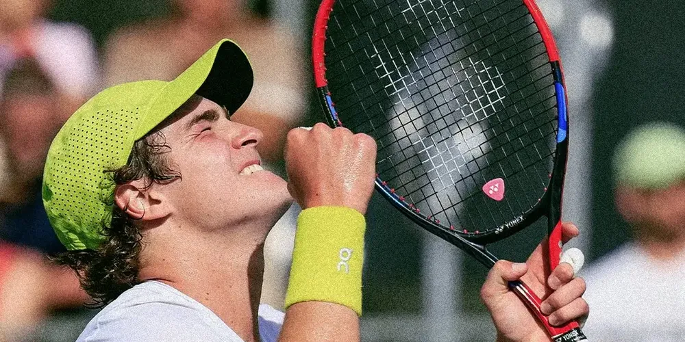 O tenista brasileiro João Fonseca segue alcançando novos patamares