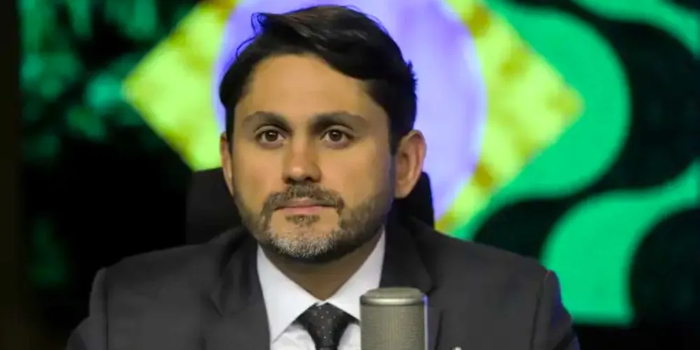 Juscelino Filho (União Brasil) era o ministro das Comunicações do Governo Federal