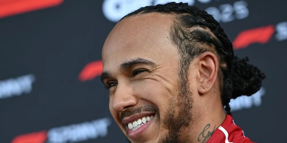 Lewis Hamilton começou na Ferrari em 2025