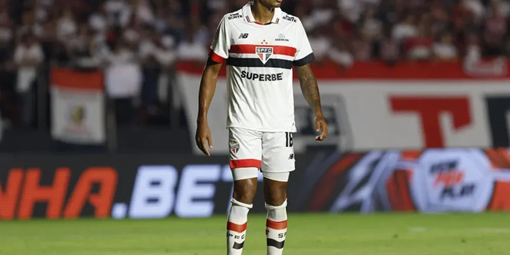 Luiz Gustavo sentiu dores na região do tórax