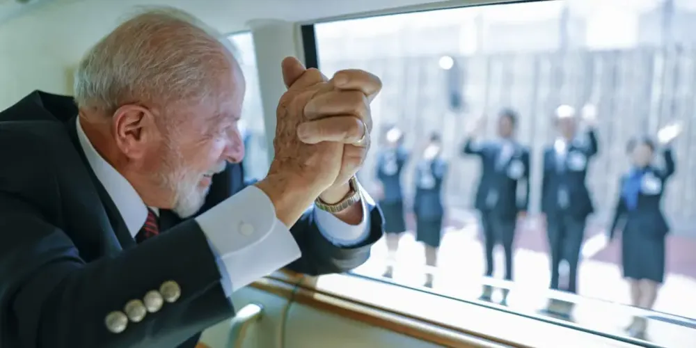 O presidente Lula (PT) venceria todos os nomes apoiados por Jair Bolsonaro (PL) se as eleições de 2026 fossem hoje