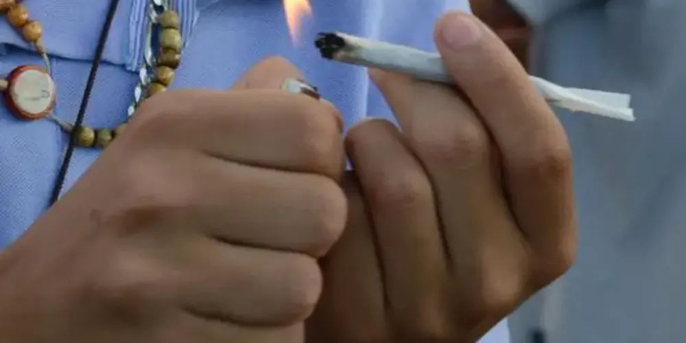 O homem teria comprado 30 gramas de maconha