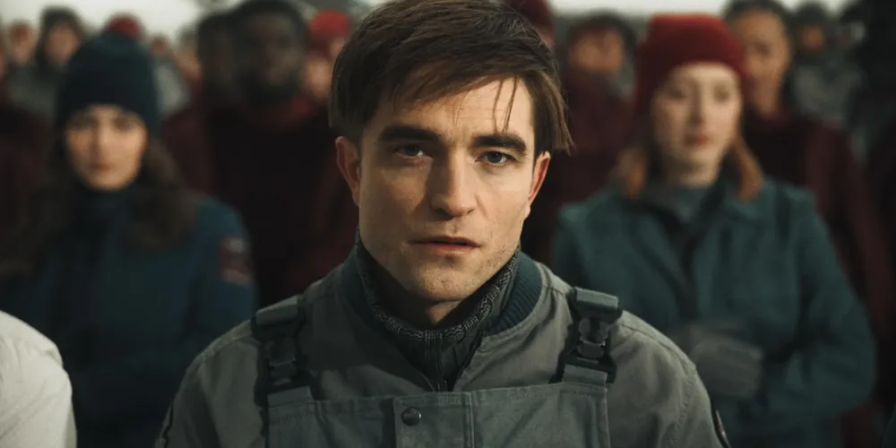 "Mickey 17" é uma intrigante ficção científica