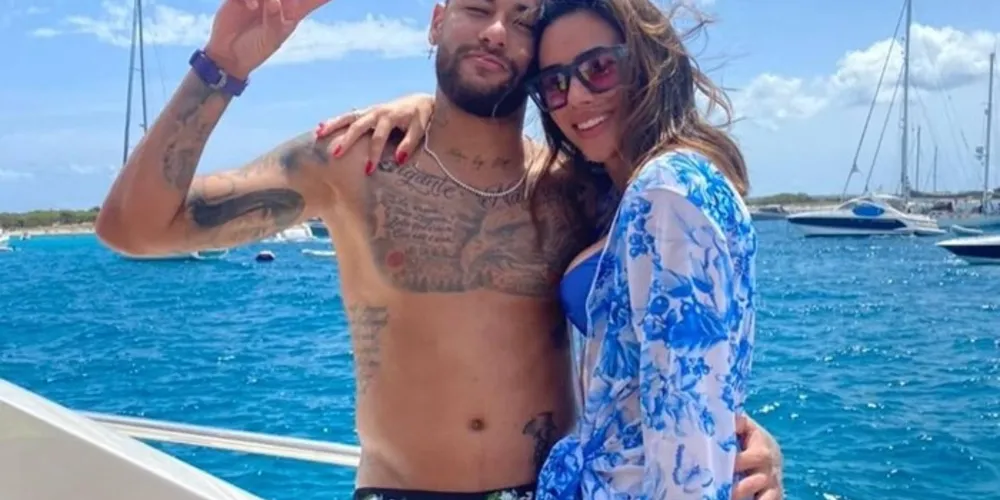 Neymar e sua esposa, Bruna Biancardi, em fotos recentes