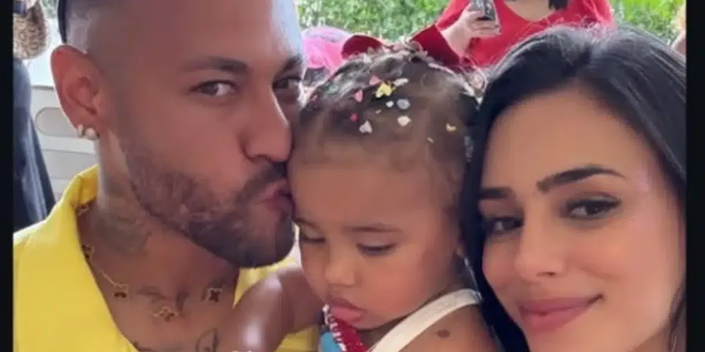 Neymar, Mavie e Bruna Biancardi estiveram juntos