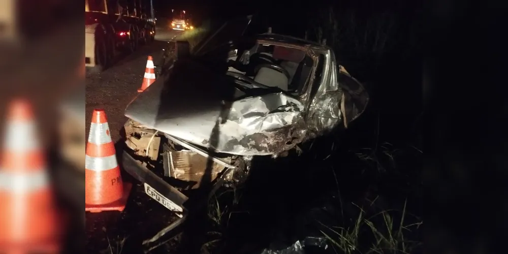 Motorista do Fiorino entrou em óbito e não foi identificado no momento do acidente