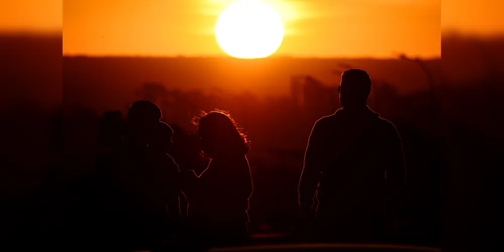 Sol ganha força no período da tarde