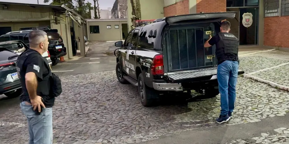 A Polícia Civil, através do Setor de Homicídios, cumpriu mandados de prisão e de busca e apreensão em desfavor dos acusados de homicídios tentados, em 2024