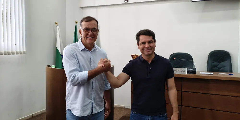 Rildo Leonardi e Alexandre Curi estiveram reunidos na Câmara Municipal de Tibagi.