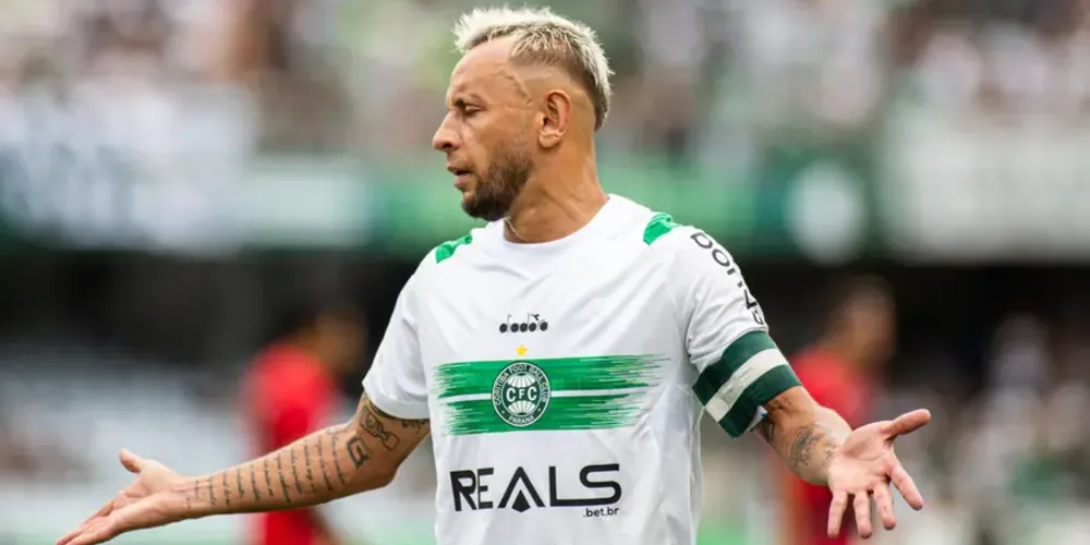 Rafinha em campo pelo Coritiba no Campeonato Paranaense