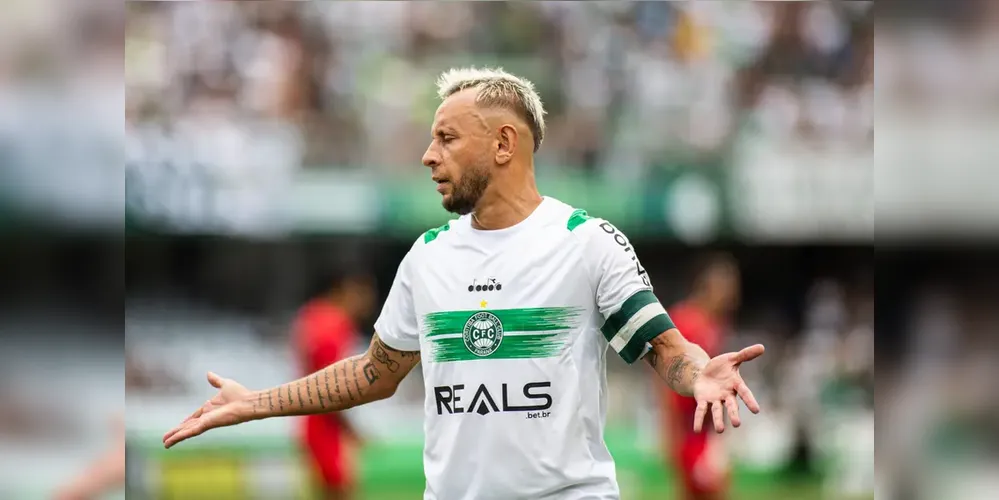 Rafinha em campo pelo Coritiba no Campeonato Paranaense