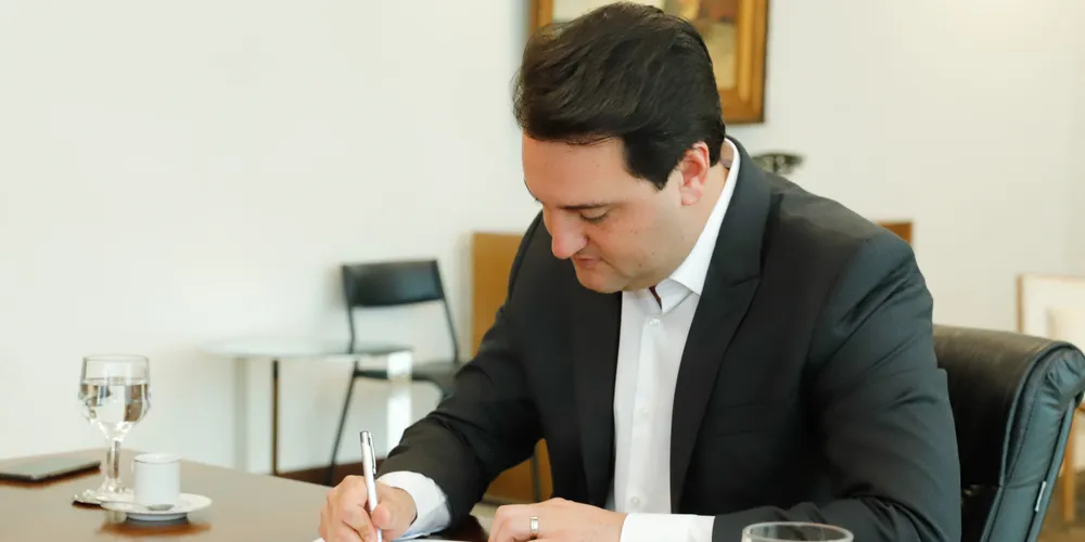 Valor é quase 50% superior ao salário mínimo nacional