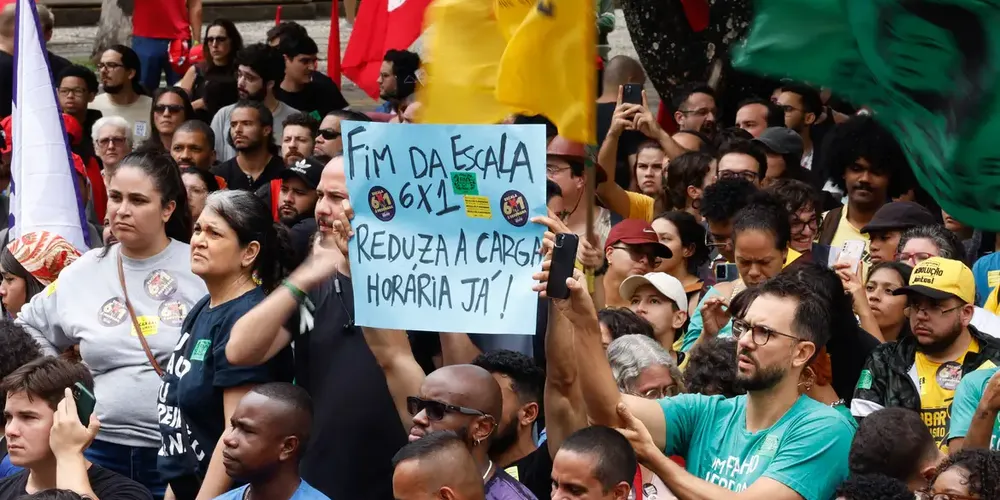 Caso a redução da jornada de trabalho se tornasse uma realidade, 47% afirmaram que utilizariam o tempo livre do trabalho para se dedicar à família