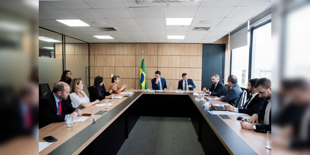 Reunião faz parte da articulação política e empresarial que Elizabeth tem realizado desde que a Azul anunciou que iria encerrar os voos