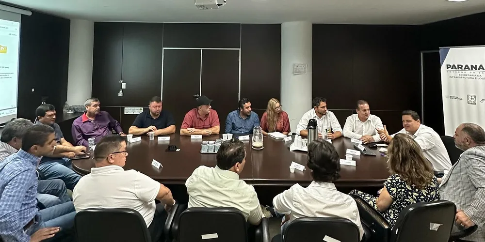 Orli de Cristo, Douglas Modesto, Moacyr Fadel e Artagão Junior estiveram reunidos na Secretaria de Infraestrutura e Logística