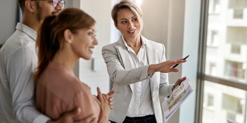 Entre as 378 oportunidades de emprego para esta quinta-feira (9), está a de consultor imobiliário