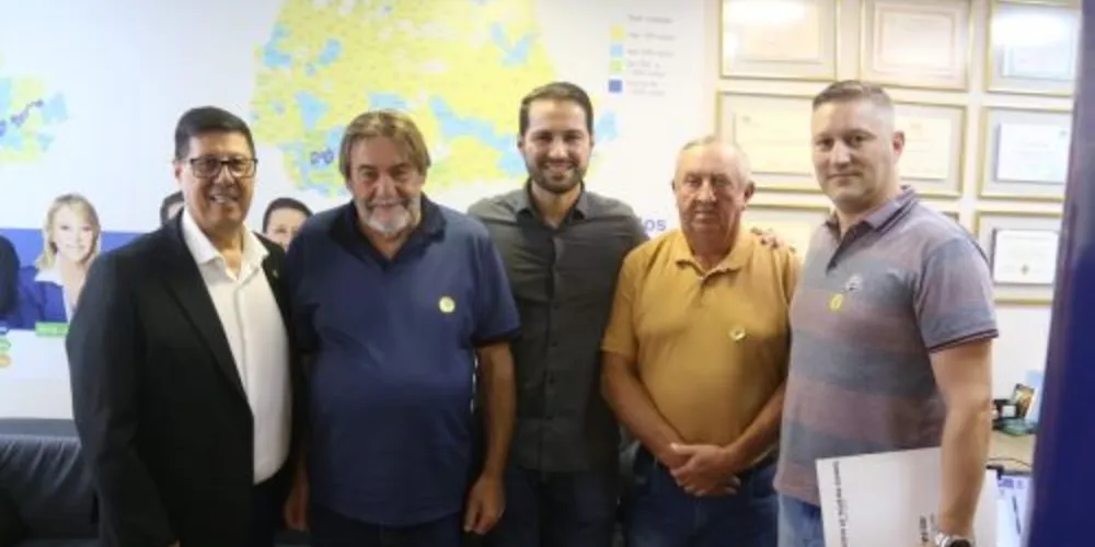 Os líderes municipais estiveram em reunião na Alep.