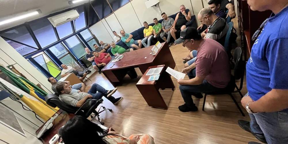 Encontro aconteceu no gabinete da Prefeitura Municipal de Teixeira Soares