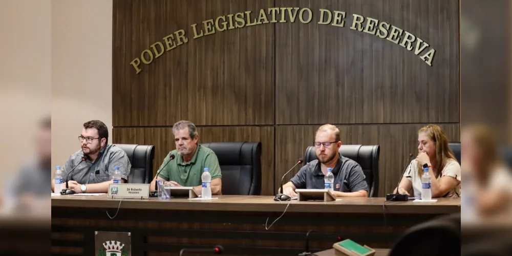 Membros do Legislativo e do Executivo se reuniram nessa terça-feira (26)