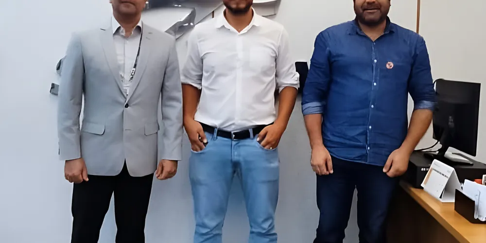 O encontro aconteceu nessa terça-feira (18).