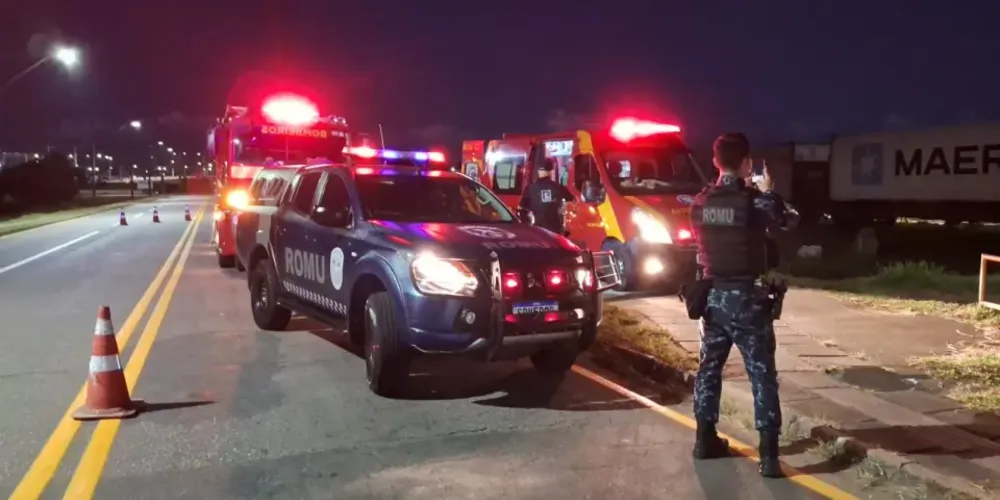 O rapaz foi colocado na ambulância e precisou de manobras de reanimação