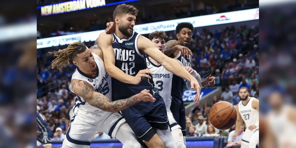 Na última partida entre as equipes, o Grizzlies venceu o Dallas por 119 - 104