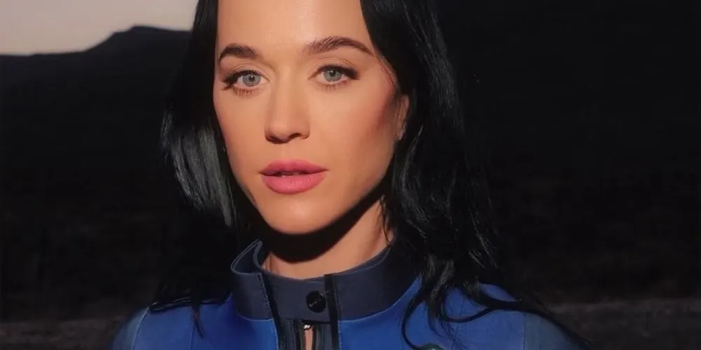 Katy Perry foi ao espaço no dia 14 de abril