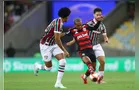 Flamengo vence Fluminense e sai na frente na final do Carioca