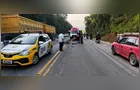 Motociclista morre esmagado por carreta após cair em rodovia no PR